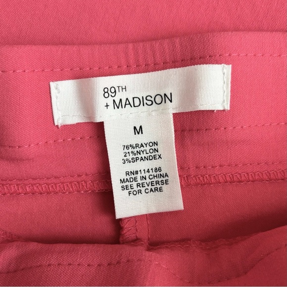 89th & Madison Bright Pink Capri with Bows - Picture 7 of 9